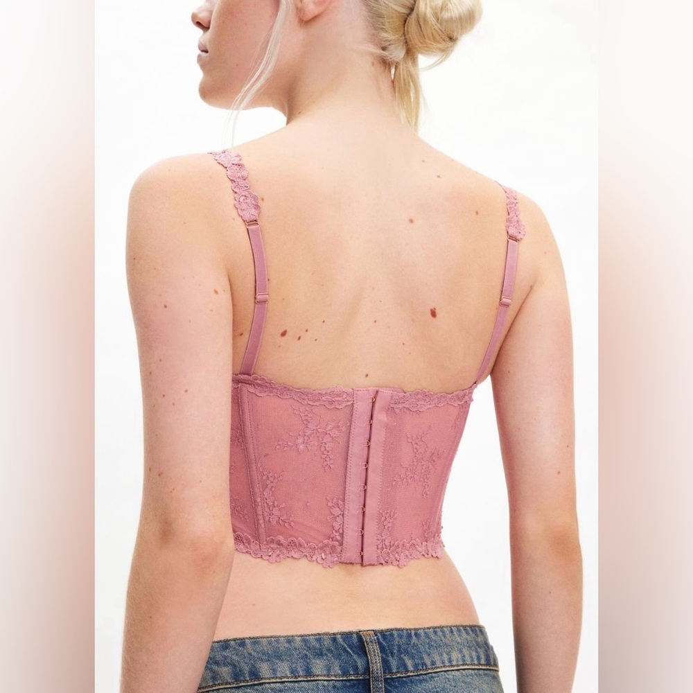 Out From Under Firecracker Lace Corset NWT Size S - Berry - Picture 2 of 7
